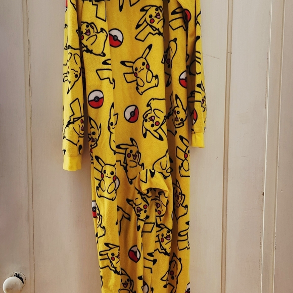 Pokemon 14/16 Pikachu Kids One Piece Pajama - Picture 3 of 4